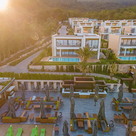 The Norm Collection Door'a Bodrum 5* Torba