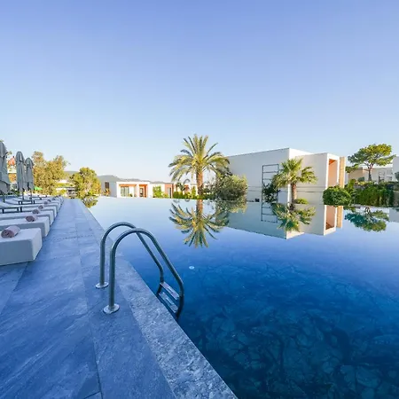The Norm Collection Door'a Bodrum Hotel 5*