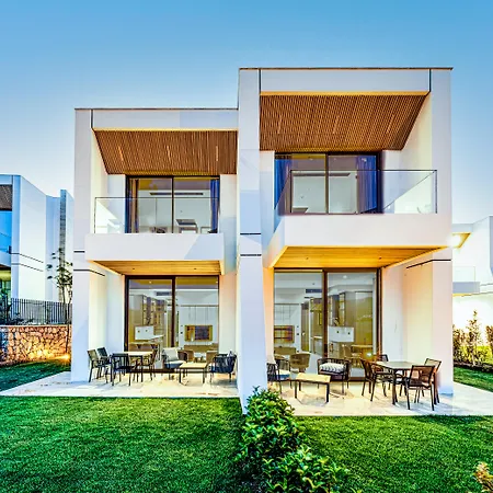 The Norm Collection Door'a Bodrum Otel